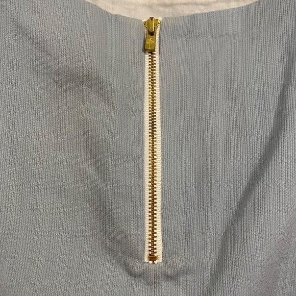 Lilly Pulitzer Blue Mini Skirt with Pink Embellished‎ Faux Crystals Size 8 - Picture 3 of 10